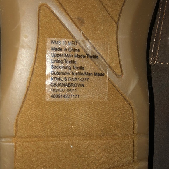 BRAND NEW BOAT SHOES Croft and Barrow - Picture 3 of 4